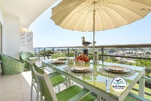 BnB Homes Apartment with Ocean View & Wide Terrace Apartment in Guia
