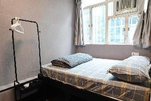 Good Comment Cozy DoubleRoom MTR Storage Luggage Apartment in Hong Kong