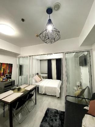 2BR+1BR Beach Inspired Azure Urban Resort 10Pax  Apartment in Paranaque
