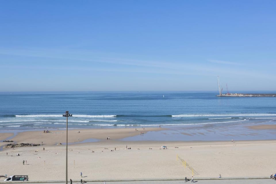 Liiiving in Matosinhos - Seaside Balcony Apartment Apartment in Matosinhos