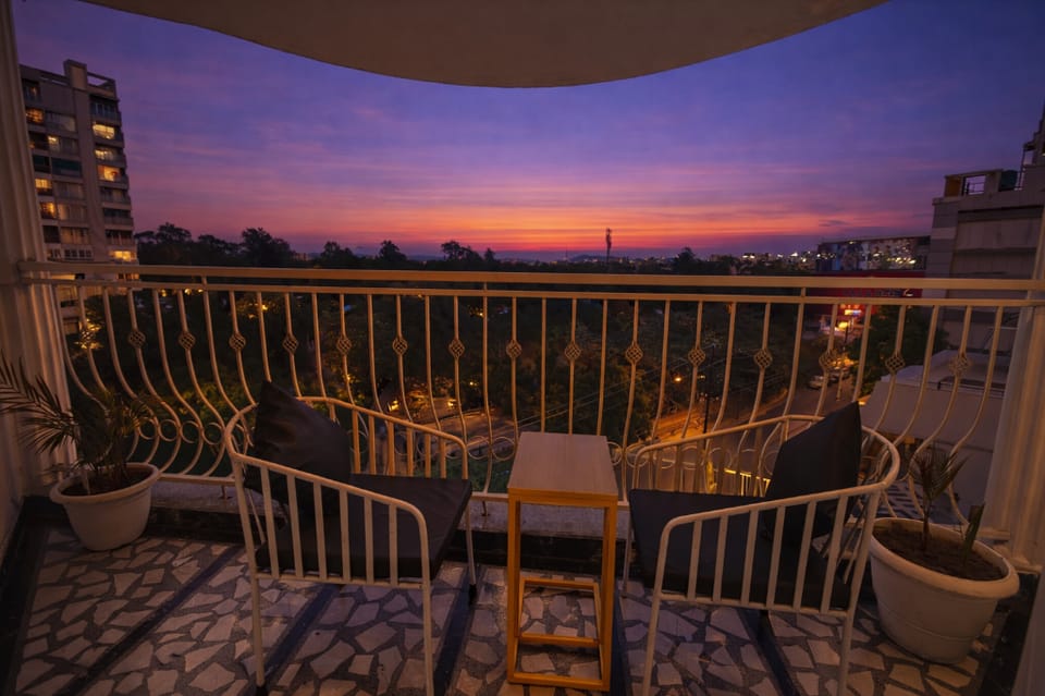 Phoenix Unmatched Comfort - Hotel Near Fateh Sagar Lake Udaipur Hotel in Udaipur
