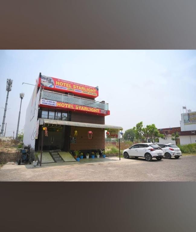 Hotel Starlight Hotel in Uttarakhand