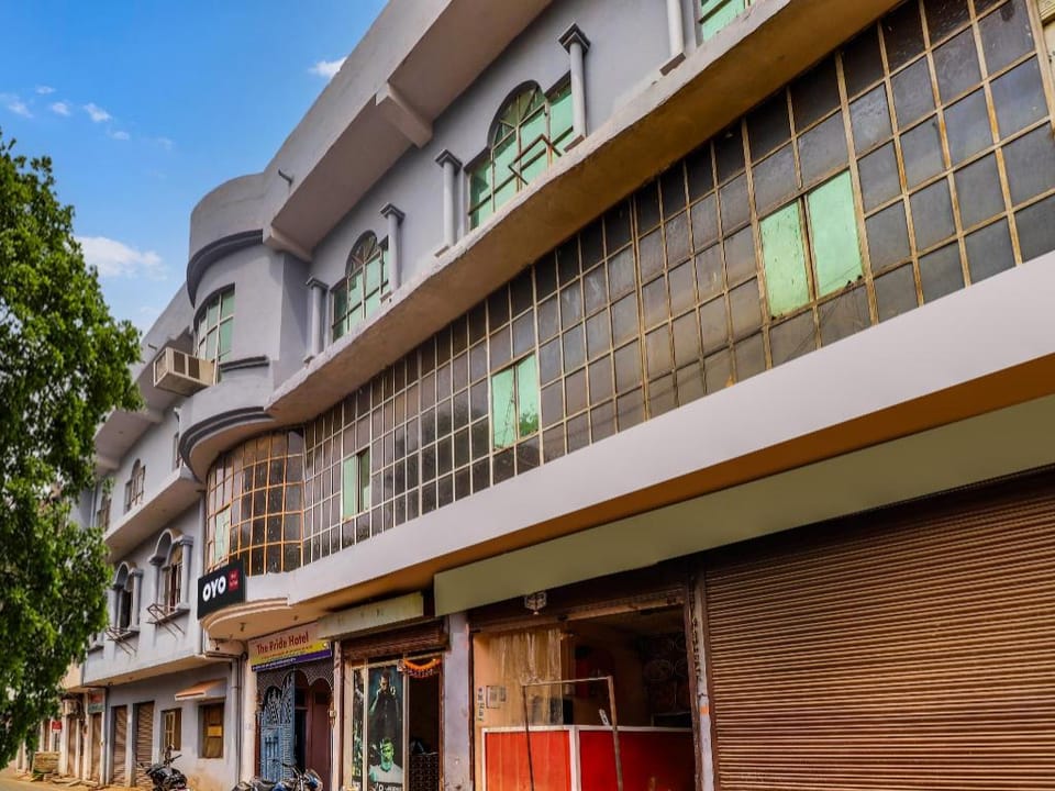 Hotel O The Pride Hotel Hotel in Uttar Pradesh