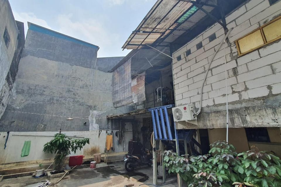 Hotel O Koh Wat Homestay Syariah Hotel in Surabaya