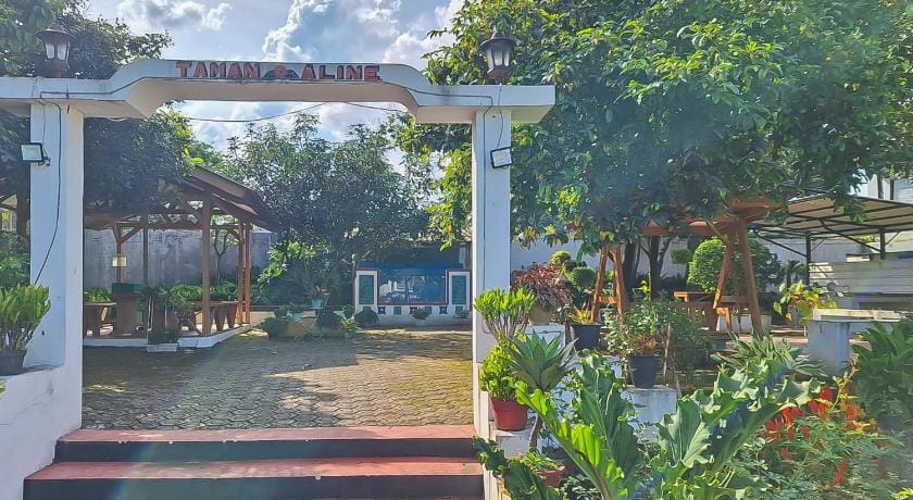 Urbanview Hotel Kusuma Garden Cianjur Hotel in West Java
