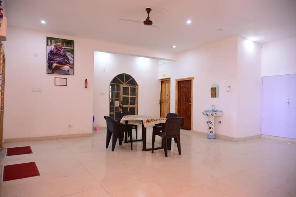 KUMAON LAKE'S HOME STAY Bed and Breakfast in Uttarakhand