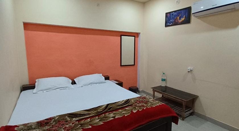 Shri Balaji Guest House( Varanasi,UP) Hotel in Varanasi
