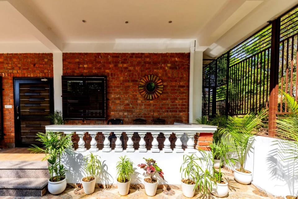 Rahta Villa An elegant 3BR Villa & BBQ Terrace Villa in Dehradun