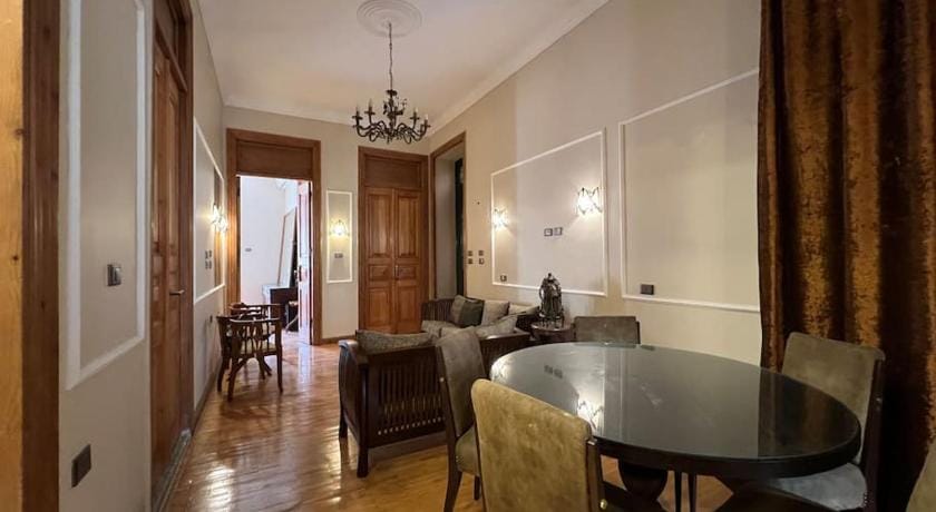 Authentic 3BR apartment in Downtown, Cairo Apartment in Cairo