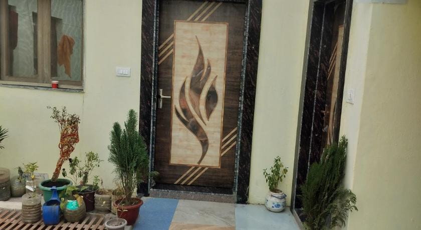 Shri Krishna Kunj homestay  Vacation rental in Uttar Pradesh