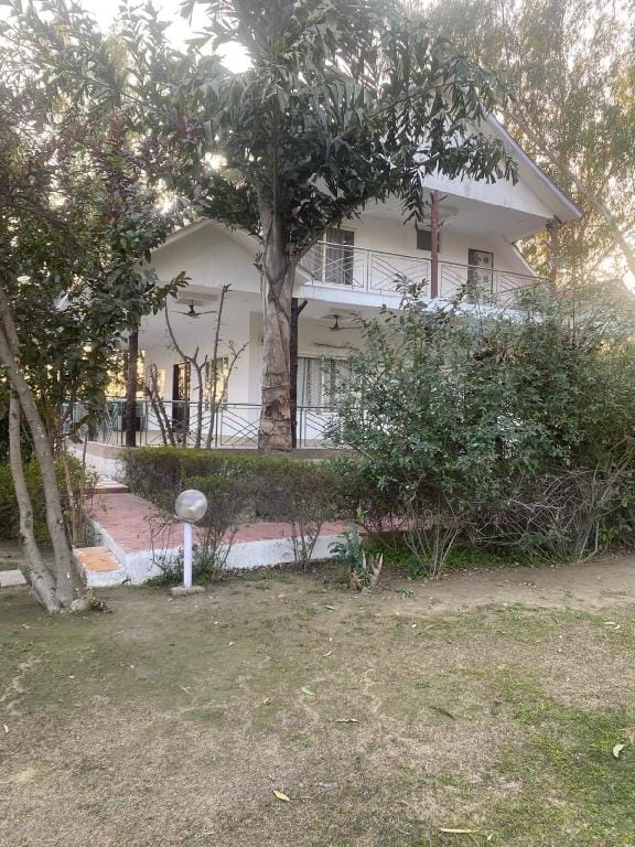 Green View Resort Farm Stay in Noida