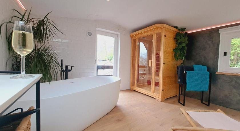 Two sister’s Lodge Vacation rental in Wallonia, Belgium