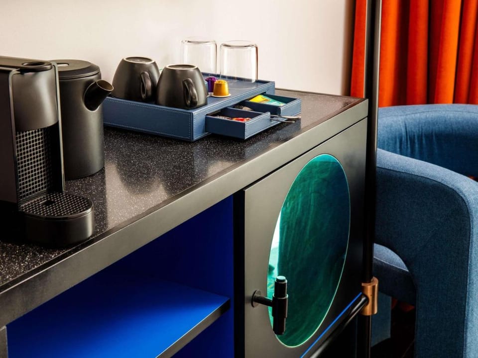 TRIBE Manchester Airport Hotel in England