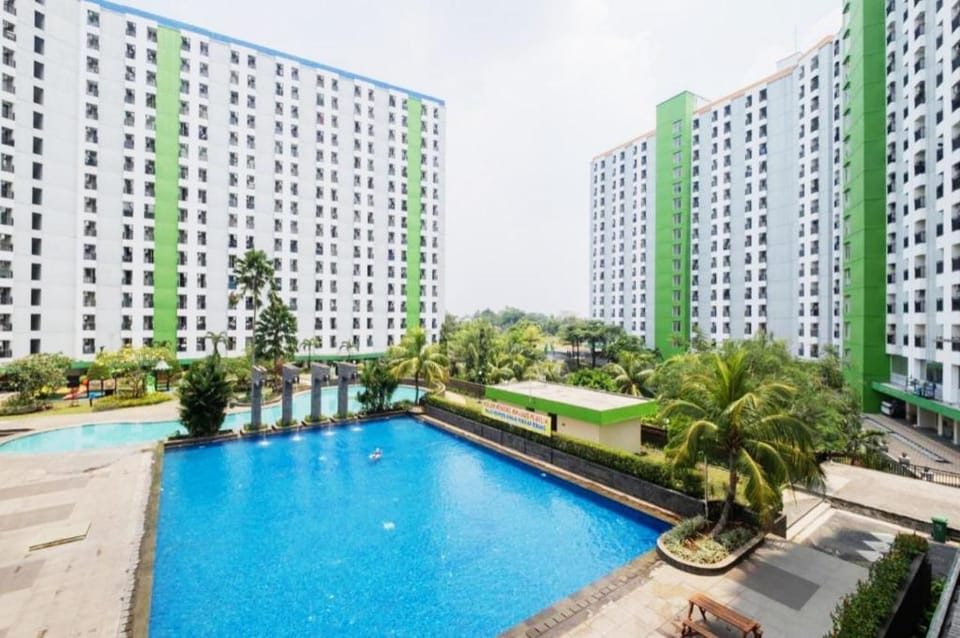 Pelangi Rooms By Reccoma Hotel in West Java