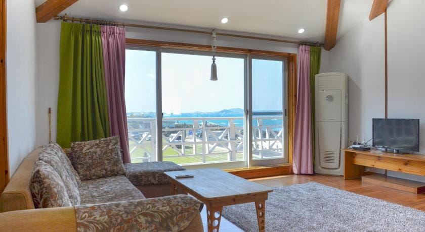 Green Jeju Udo Recreation Pension Bed and Breakfast in South Korea