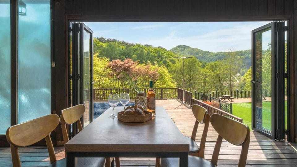 hongcheon sedona pet pension Bed and Breakfast in South Korea