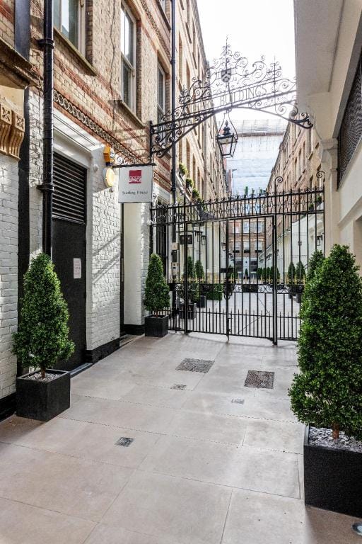 Roomspace Serviced Apartments -Sterling House Apartment in London Borough of Islington