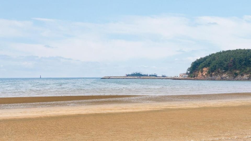 Taean Mongsanpo and the Sea Pension Bed and Breakfast in South Korea