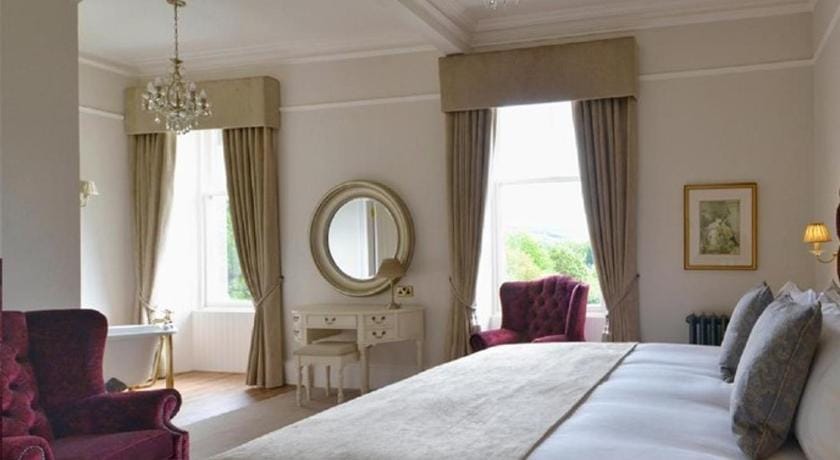 Wellwood Manor Bed and Breakfast in Pitlochry