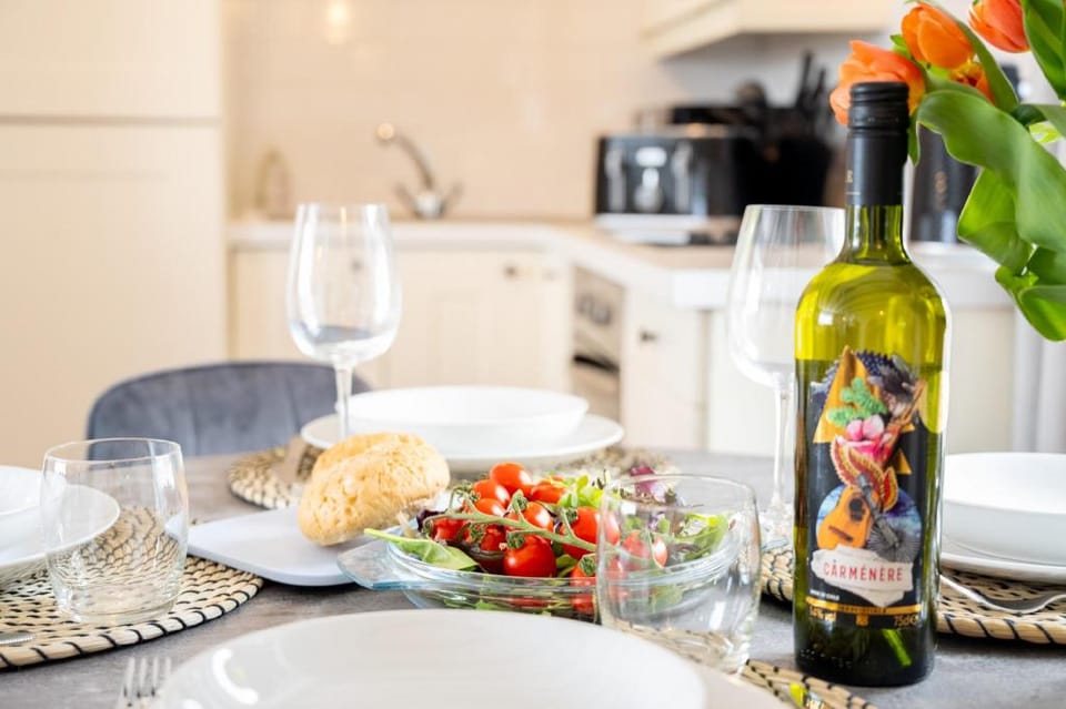 Northern Hideaways Castle Hill View, Bellingham Hotel in Seahouses