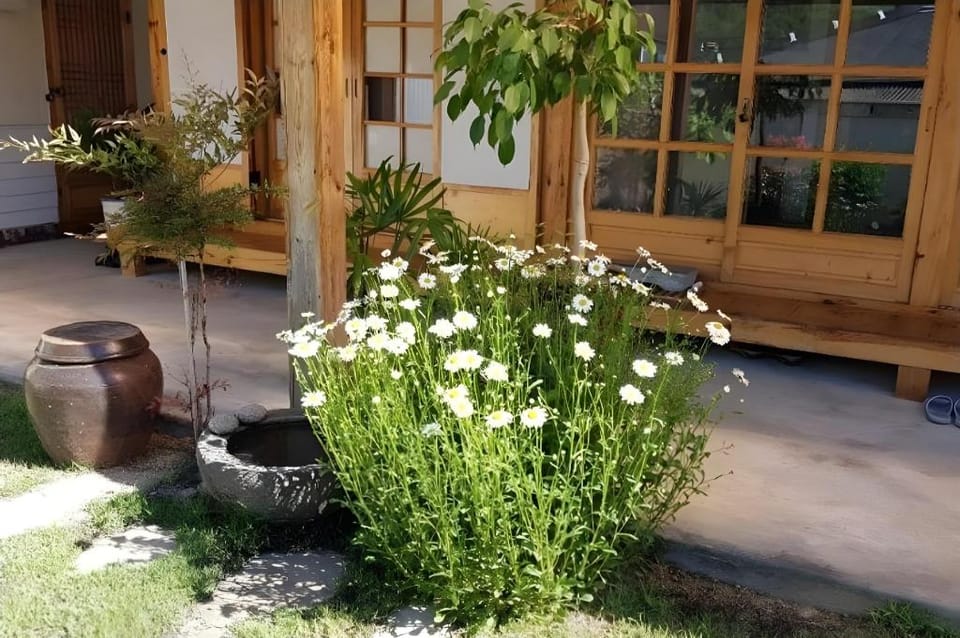 Jeonju Hanok-an hanok_an Pension Bed and Breakfast in South Korea
