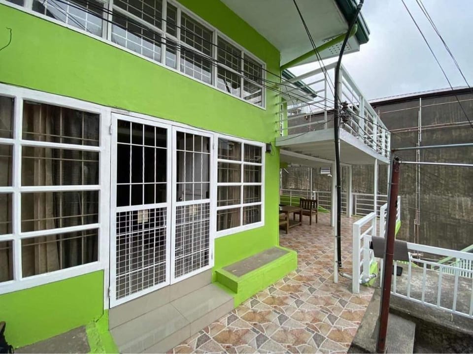 AC Asistin Transient House Inn in Baguio