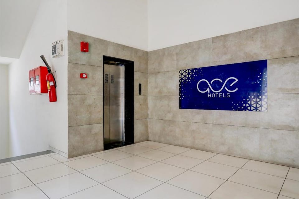 FabHotel Prime Ace II - Sun Pharma Rd, Atladara Hotel in Vadodara