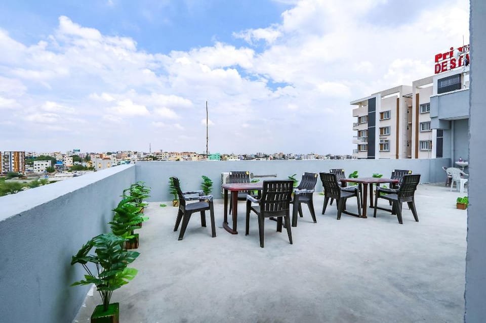 FabHotel VK’s - Nr UMCC Shahpur, Jeedimetla Hotel in Hyderabad