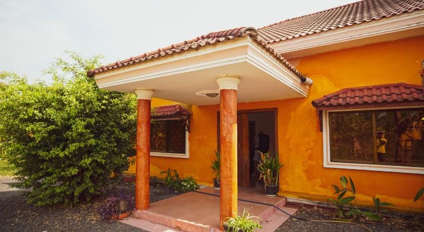 Yellow Star Kampot Hotel in Cambodia