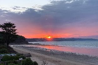 Dolphins Apartment - Spectacular Sea Views Apartment in Saundersfoot