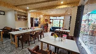 Hotel Alpine Vista Apartment in Punjab, India