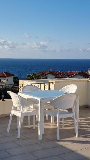 Eckvilla 2+1 direkt am Meer in Bahceli auf NZ Apartment in Famagusta District