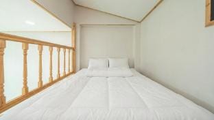 Gyeongju Jayeon Pension Bed and Breakfast in South Korea