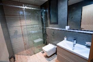 Stylish 1 Bedroom With Amazing View Apartment in Dubai