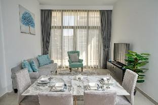 PARKVIEWS  RAWDA -TOWN SQUARE Apartment in Dubai