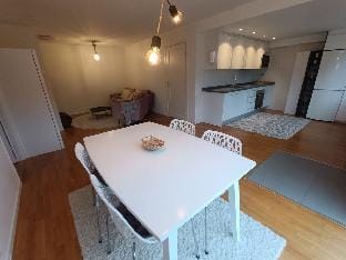 Modern, private & fully equipped. 4 adults +2kids Apartment in Västra Götaland County