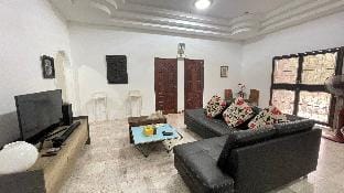 Baan Phuean (House of Friends) @Uthai Thani Vacation rental in Thailand
