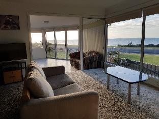 Maji Vacation rental in Port Hughes