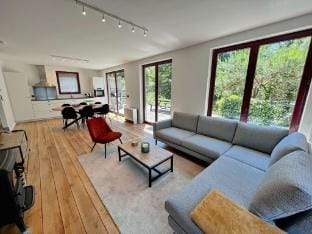 Villa in Durbuy with Jacuzzi  Golf Access Vacation rental in Wallonia, Belgium