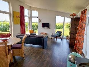 Detached Home in Zeeland with Stunning Views Vacation rental in Zeeland, Netherlands