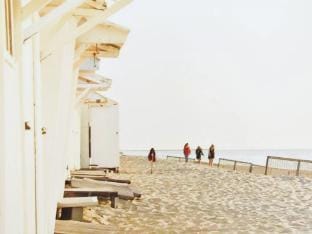 Lovely holiday home in Vlaanderen with garden Vacation rental in Bredene