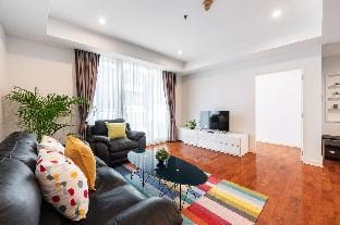 90sqm/2BR/BTS Phromphong by walk 500 m./POOL Apartment in Bangkok