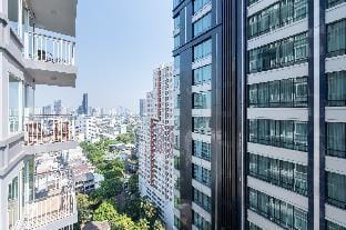 90sqm/2BR/BTS Phromphong by walk 500 m./POOL Apartment in Bangkok
