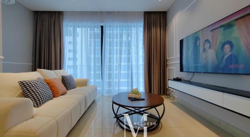 Trefoil @ Setia City Muji @ 原木 #2 Bedroom #1-4Pax Apartment in Selangor, Malaysia