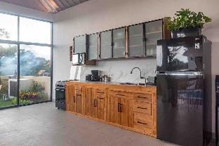 New 3BR villa,Sunset &ricefield views Canggu area! Villa in North Kuta