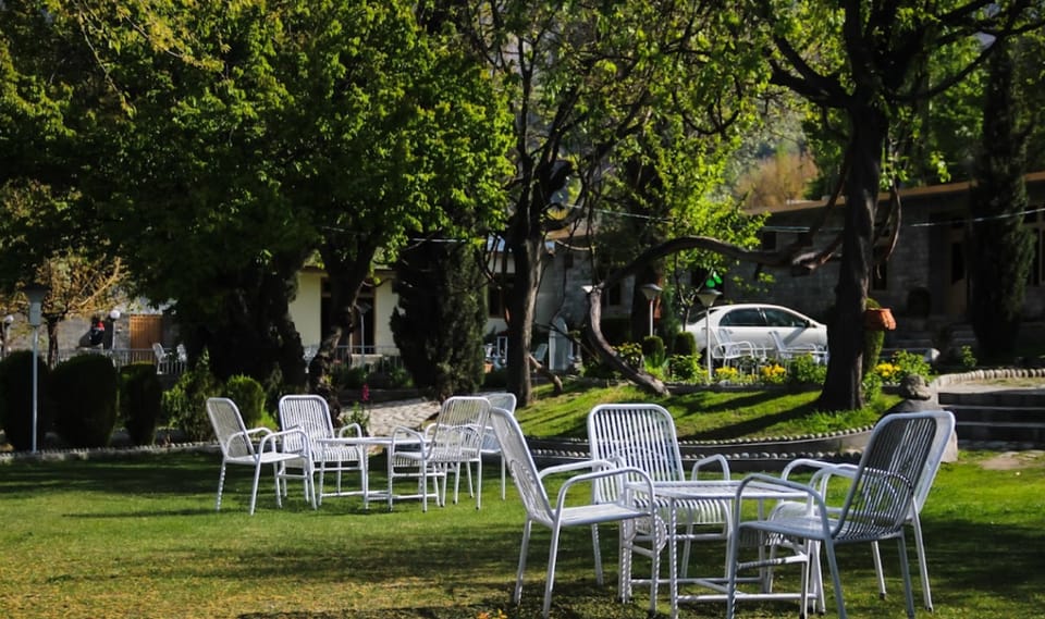 Hotel Green Palace Gahkuch Hotel in Pakistan