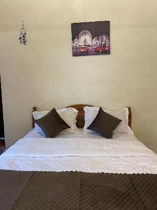 Monkey's Inn by WOOD N MIST - 5 BHK Villa Villa in Kerala