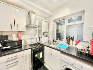 AMAZING 2 BEDROOM FLAT WITH LOUNGE  (65BA) Apartment in London Borough of Islington