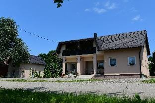 Apartments Green Linden Apartment in Lika-Senj County