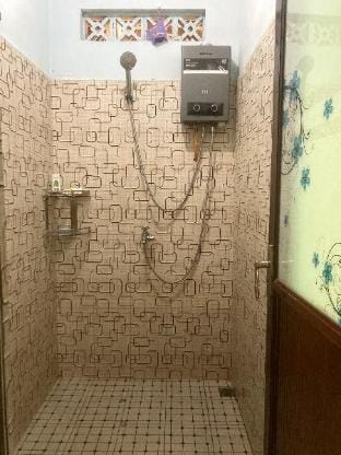 Homestay Dahlia Vacation rental in Indonesia